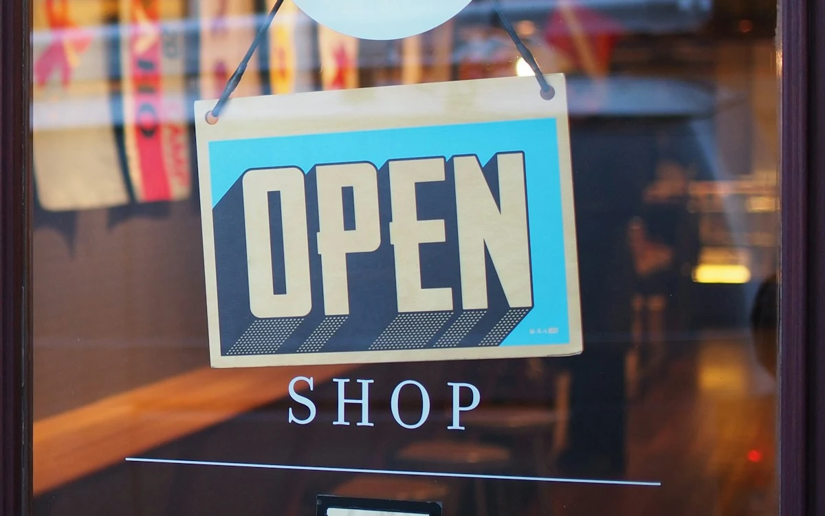 E-Commerce Platforms